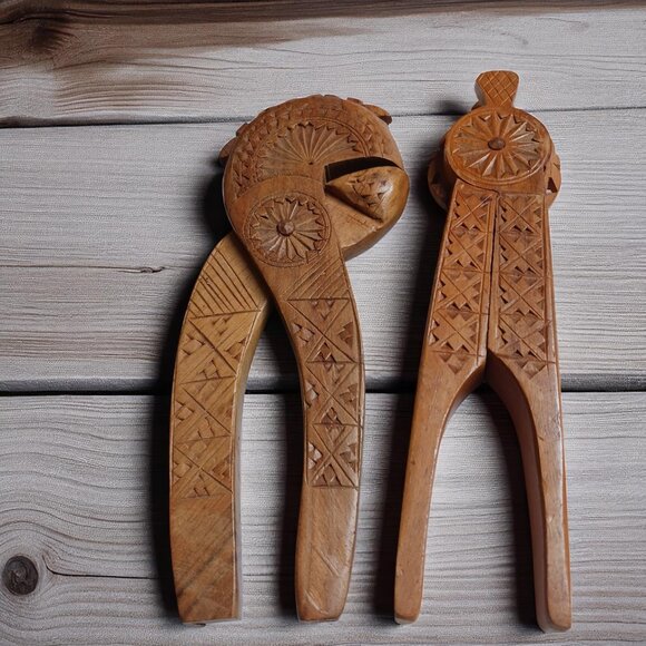 Vintage Hand-Carved Wooden Nutcracker Set | Folk Art Rustic Decor 8" Pair - Picture 1 of 9